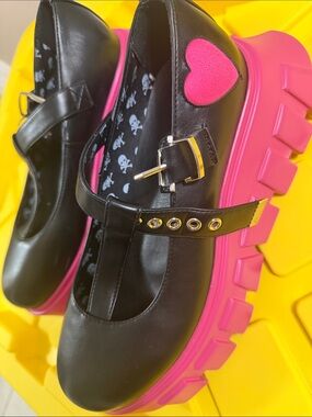Black Mary Jane Platform Shoes with Pink Chunky Sole and Heart Accent